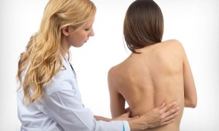 Η σκολίωση ως αιτία του πόνου στην πλάτη